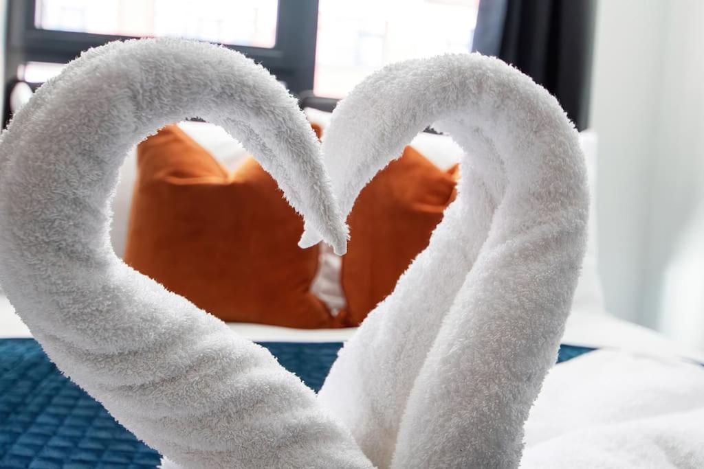 Apartment 2 Bed 2 Bath Lux - Bullring - Free Wifi & Netflix - Contractors - Sleeps 6 Birmingham